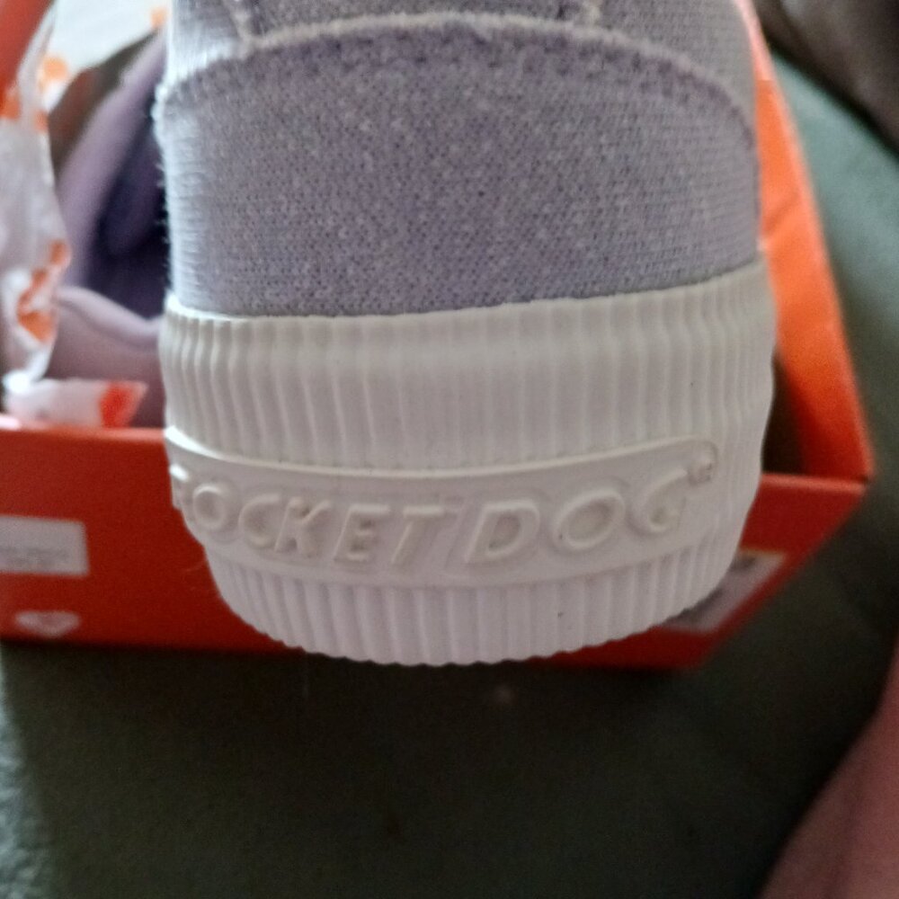 Size 8 rocket dog purple sneakers